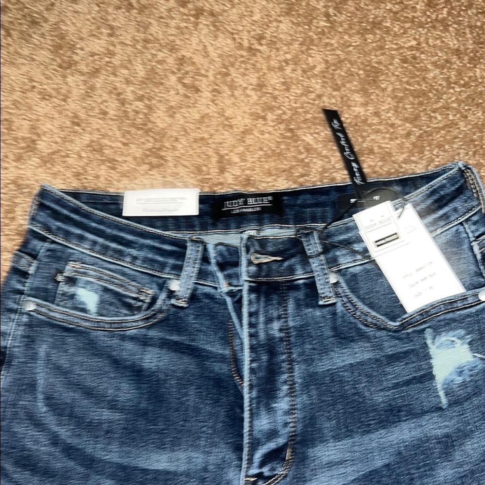 Indigo Blue Slim Fit Blue Jeans with Classic Style